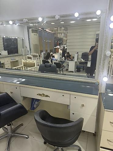 Salon, tibbi mebel: Gözəllik salonu avadanlıqları dəsti dırnaq masası 5 ədəd saç masası — 9