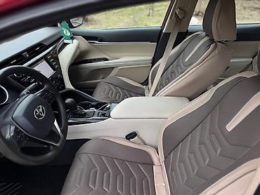 Toyota: Toyota Camry: 2020 г., 2.5 л, Автомат, Гибрид, Седан — 9