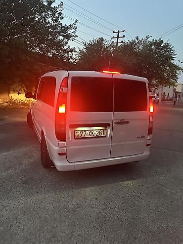 mini motoblok: Mercedes-Benz Vito: 2.2 l | 2011 il Van/Minivan — 6