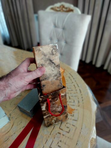 Ətriyyat: Gözəl və keyfiyyətli hədiyyəlik ətir qutuları. Əl İŞLƏRİDİ. Özümüz -da lalafo.az — 21 Ətriyyat: Gözəl və keyfiyyətli hədiyyəlik ətir qutuları. Əl İŞLƏRİDİ. Özümüz — 21