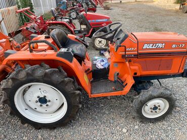 Мини-тракторы Kubota: Мини-трактор Kubota Bulltra B1-17 с навесным оборудованием — 3