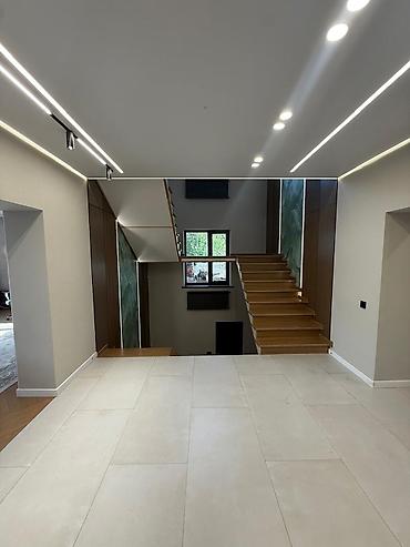 Продажа коттеджей и домов: 🔥 Продается новый дом 🏡 📍 с. Беш-Кунгой 🔹 Площадь дома: 300 м² 🔹 — 8