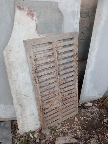 Чугунные ливневые решетки: Чугунные решетки. 50/100 см. 2 штук цена по 2200 сом каждый. вац — 3