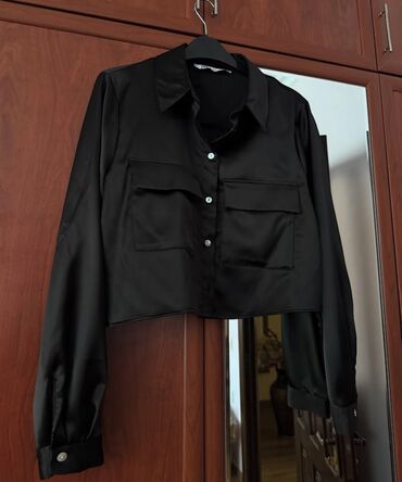 Köynək və bluzalar: Zara S/M/ L olcu 15 azn