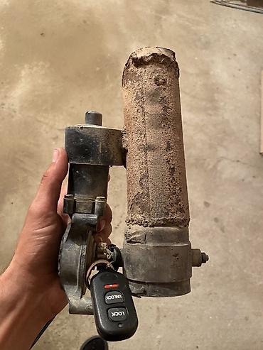 hava kompresoru satilir: Avtomobil üçün alışma açarı dəsti və sükan kilidi mexanizmi — 1