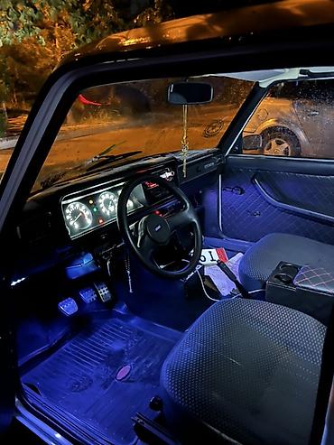 VAZ (LADA): VAZ 2107 “Lada” sedan - Kuzov: klassik 4 qapılı sedan, ağ rəng — 2