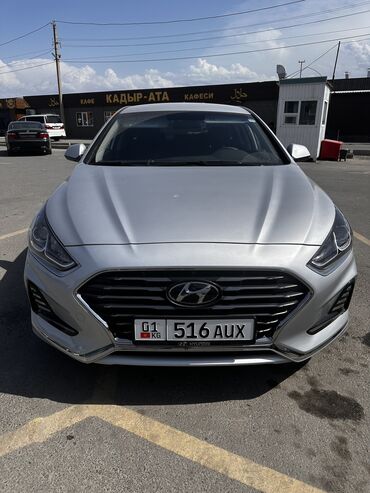 мерседец вито: Hyundai Sonata: 2019 г., 2 л, Автомат, Газ, Седан