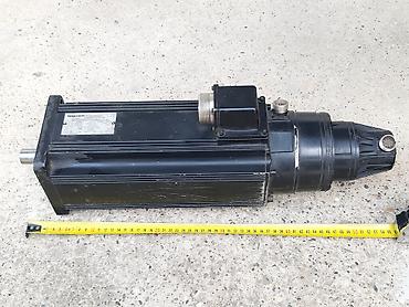 Elektromotori: Servo motor MAC 093C, sa enkoderom i kocnicom Precnik osovine je 24mm — 12