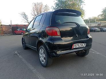 Toyota Vitz: 2001 г., 1 л, Автомат, Бензин, Хэтчбэк