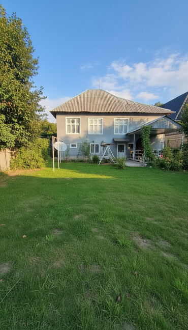 Həyət evləri və villaların satışı: Qəbələnin mərkəzində həyət evi satılır❗️❗️ ●Məkan: Şəhərin mərkəzi — 2