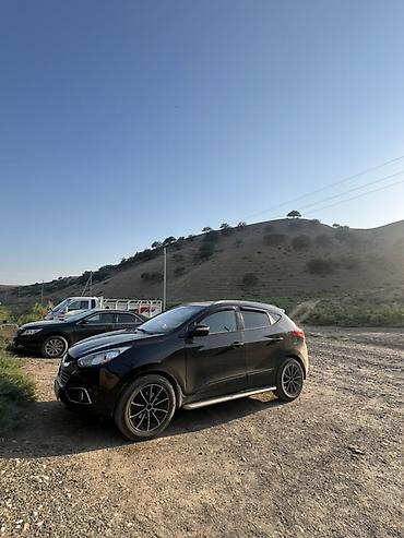 тесла модел с: Hyundai ix35: 2010 г., 2 л, Автомат, Бензин, Кроссовер — 2