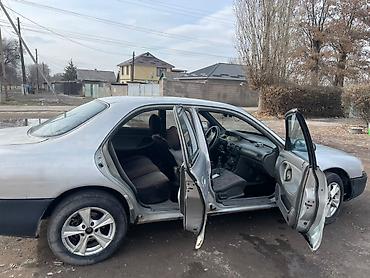 Mazda: Mazda Cronos: 1993 г., Седан — 6