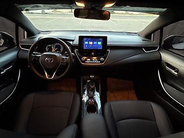 corola: Toyota Corolla: 2022 г., 1.8 л, Вариатор, Гибрид, Седан — 8
