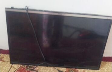 tv box android 9: Harle 82 ekran Televizor. 65man. Yaxsi veziyyetdedi.Smart