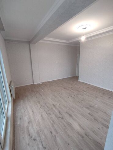 Uzunmüddətli kirayə mənzillər: Mənzil haqqında məlumat Tam təmirli, kombi var. Terraslı mənzildir — 5