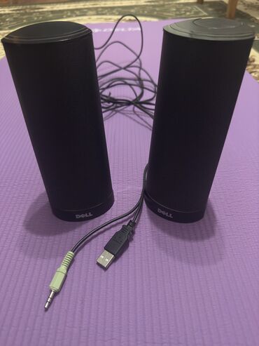 Səsgücləndiricilər, qulaqlıqlar və mikrofonlar: Dell AX210 USB Stereo Speaker System satılır. Orijinal məhsuldur
