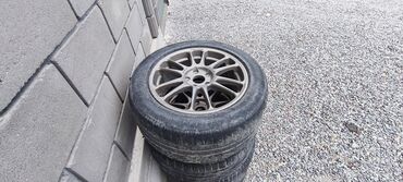 шина на ист: Дөңгөлөктөр монтажда 225 / 55 / R 17, All-season, Колдонулган, Комплект, Жеңил унаалар, Куйма, тешиктери - 5