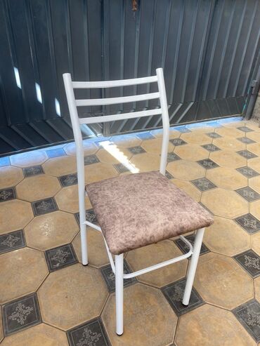 Стулья для кухни: Железные стулья! Продаются железные стулья, осталось . Цена — 17