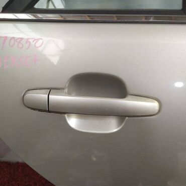 срв багажник: Задняя правая дверная ручка Toyota