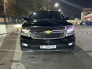 ремонт лобового стекла рядом: Chevrolet Suburban: 2017 г., Внедорожник — 2