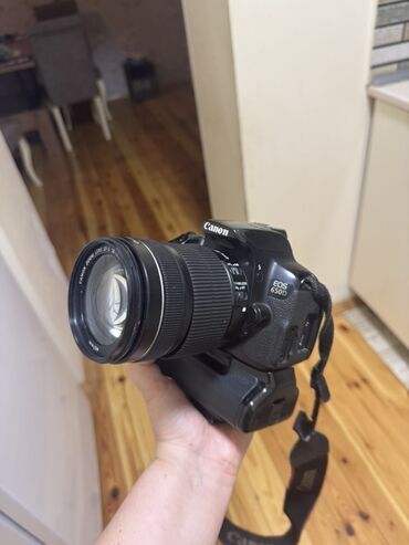 Fotokameralar: 📌 Real alıcıya endirim var Xüsusiyyətlər: 	•	Model: Canon EOS 650D