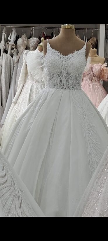 Toy paltarları: Hazır biznes Məhsul: Gəlinlik və kolleksiyası Elanı Diqətlə oxuyun — 12