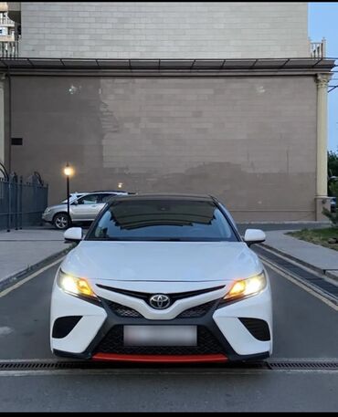 срочно срочно продам машину: Toyota Camry: 2019 г., 2.5 л, Автоматические, Бензин