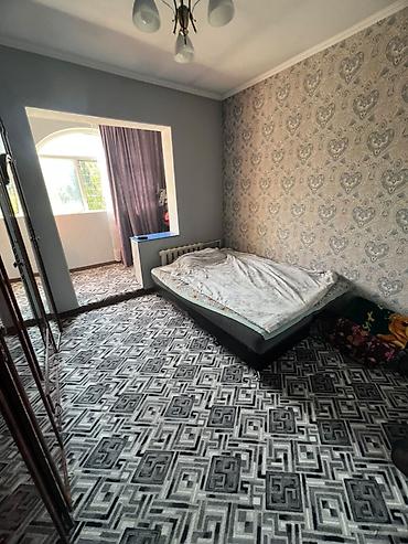 однушки 105 серий: 5 комнат, 87 м², Асанбай мкр 105 серия, 5 этаж, Косметический ремонт — 3