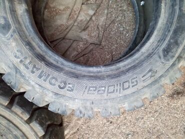 Təkərlər: Şin 75 / R 15 — 5