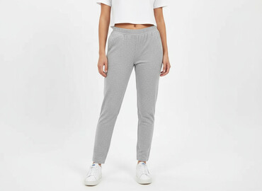 spodnie dresowe peak performance: Sweatpants for women, size L