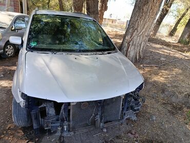 зимние шины на ниву 21214: Mazda PREMACY: 2003 г., 1.8 л, Автомат, Газ, Вэн/Минивэн