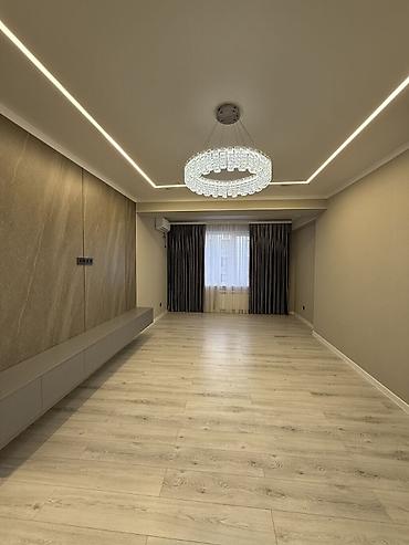 кремлевский: 2 комнаты, 76 м², Мед Академия Элитка, 10 этаж, Евроремонт — 1