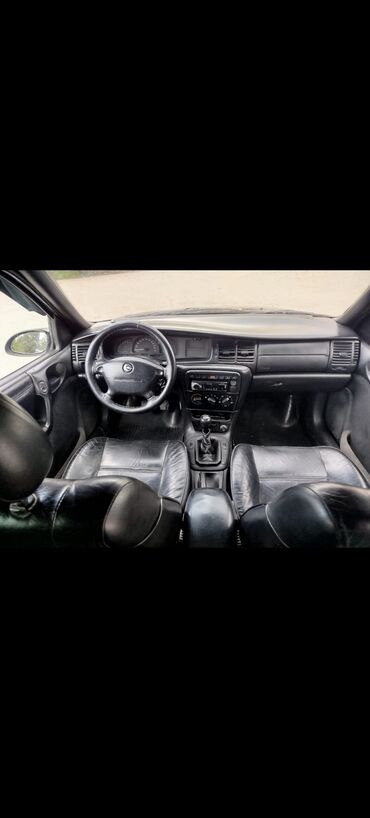 Opel: Opel Vectra: 1.8 l | 1996 il 440000 km Sedan — 5