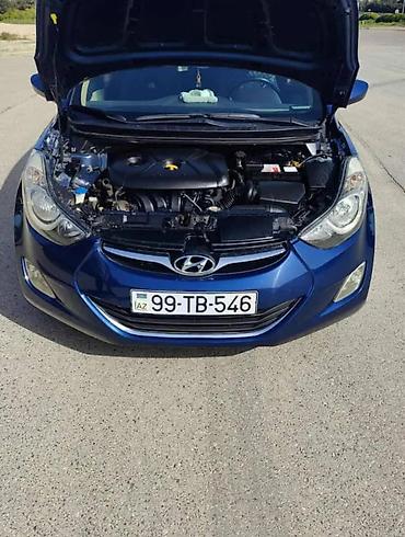 spoiler elantra 2017: Hyundai Elantra sedan (MD/5-ci nəsil), göy rəng. - Kuzov: 4 qapılı — 4
