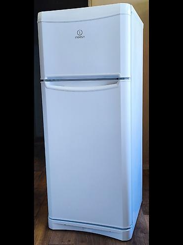холодильник бу продажа: Холодильник Indesit, Б/у, Двухкамерный, De frost (капельный), 60 * 145 * 60 — 3