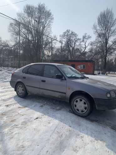 авто 07: Toyota Corolla: 1999 г., 1.6 л, Механика, Бензин, Хетчбек