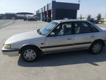 Mazda: Mazda 626: 1991 г., 2 л, Механика, Бензин, Седан