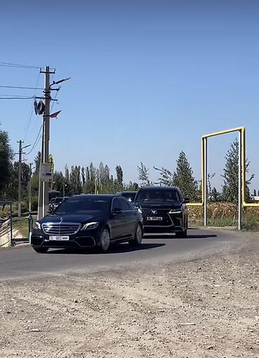 navi taksi: Сдаю Mercedes-Benz S-Class для кортежа, С водителем, Седан — 3