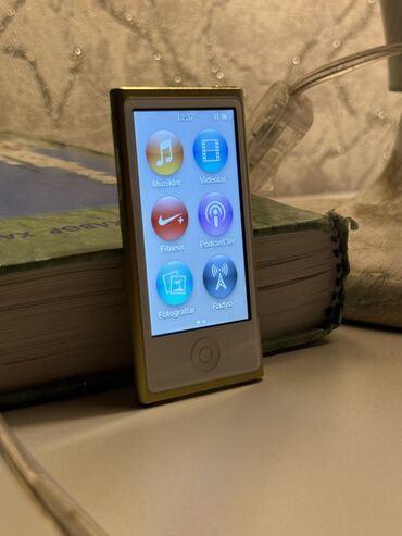 IPod və MP3 pleyerlər: Apple iPod Nano 7 Yellow – 16GB •Vəziyyəti: Korpusda cızıqlar var