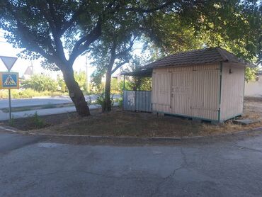 ищу времянку в районе ак босого: Павильен торговый .Со всеми документами, павильен с местом возле