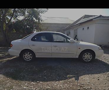 sprinter satisi: 5 700 AZN Hyundai Elantra, 2.0 L, 1998 il, 305 375 km Zəng et 5 700 ₼ — 5
