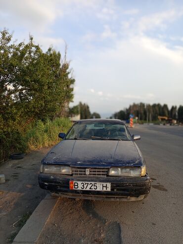 машыны под выкуп: Mazda 626: 1989 г., 2 л, Механика, Бензин