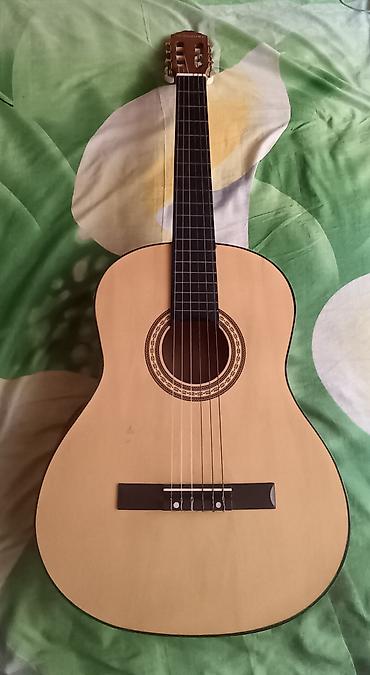 notbuk çanta: Klassik akustik gitara + yumşaq çanta - Korpus: klassik ölçülü — 4