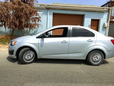 Chevrolet: Chevrolet Aveo: 1.2 l | 2012 il 400000 km Sedan