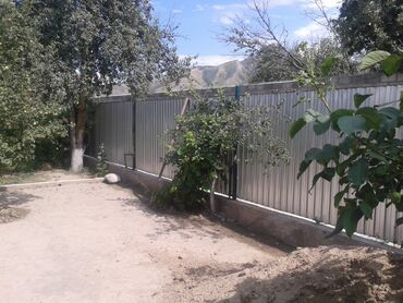 Продажа домов: Дача, 100 м², 5 комнат, Собственник — 4