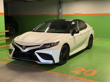 Toyota: Toyota Camry: 2022 г., 2.5 л, Автомат, Гибрид, Седан — 1