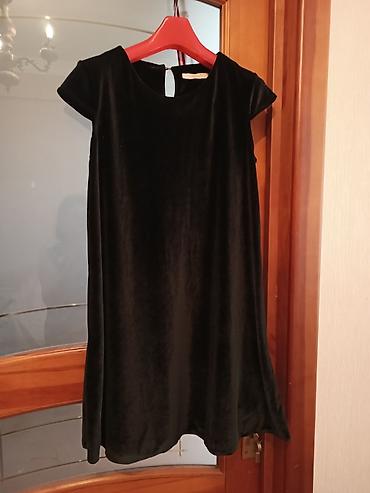 Qara məxmər qısa don - Material: yumşaq məxmər parça, işıqda zərif