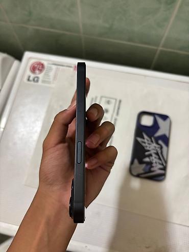 iphone 17 pro: IPhone 14, Б/у, 128 ГБ, Черный, Чехол, Зарядное устройство, Коробка, 88 % — 4