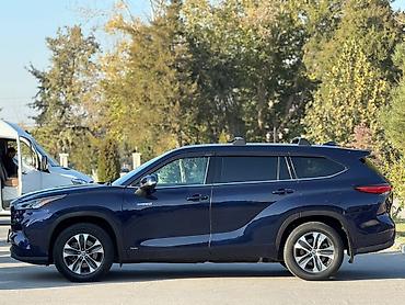 продаю хайландер: Toyota Highlander: 2020 г., 2.5 л, Автомат, Гибрид, Кроссовер — 7