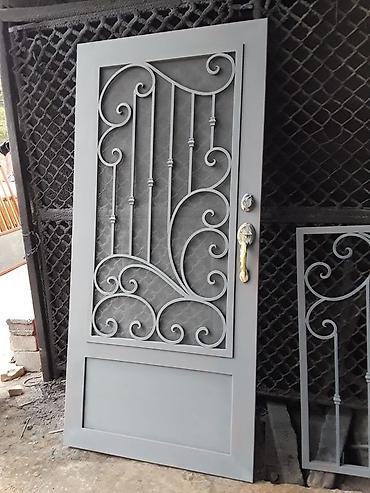 Giriş qapıları: Yeni Giriş qapısı Şəbəkə ilə, Pulsuz quraşdırma, Ünvandan götürmə, Pulsuz çatdırılma, Ödənişli çatdırılma — 6